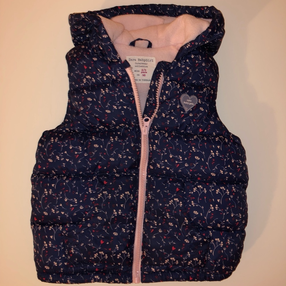 Zara Baby Girl’s puffer vest 🌸